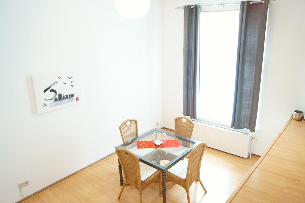 Appartement Impasse Pitchoune Брюксел Екстериор снимка