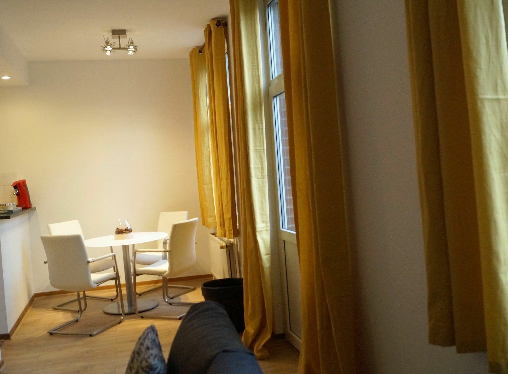 Appartement Impasse Pitchoune Брюксел Екстериор снимка